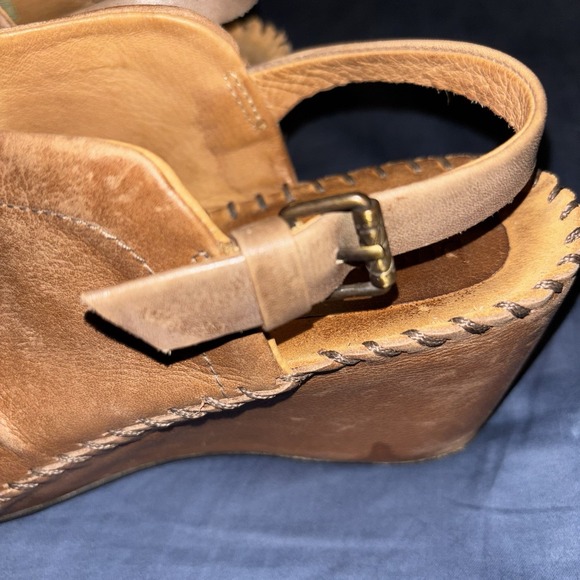 Bussola Women's Tan Leather Wedge Buckle Strappy Sandals Size 39 EU/ USA 8.5 - Picture 6 of 8